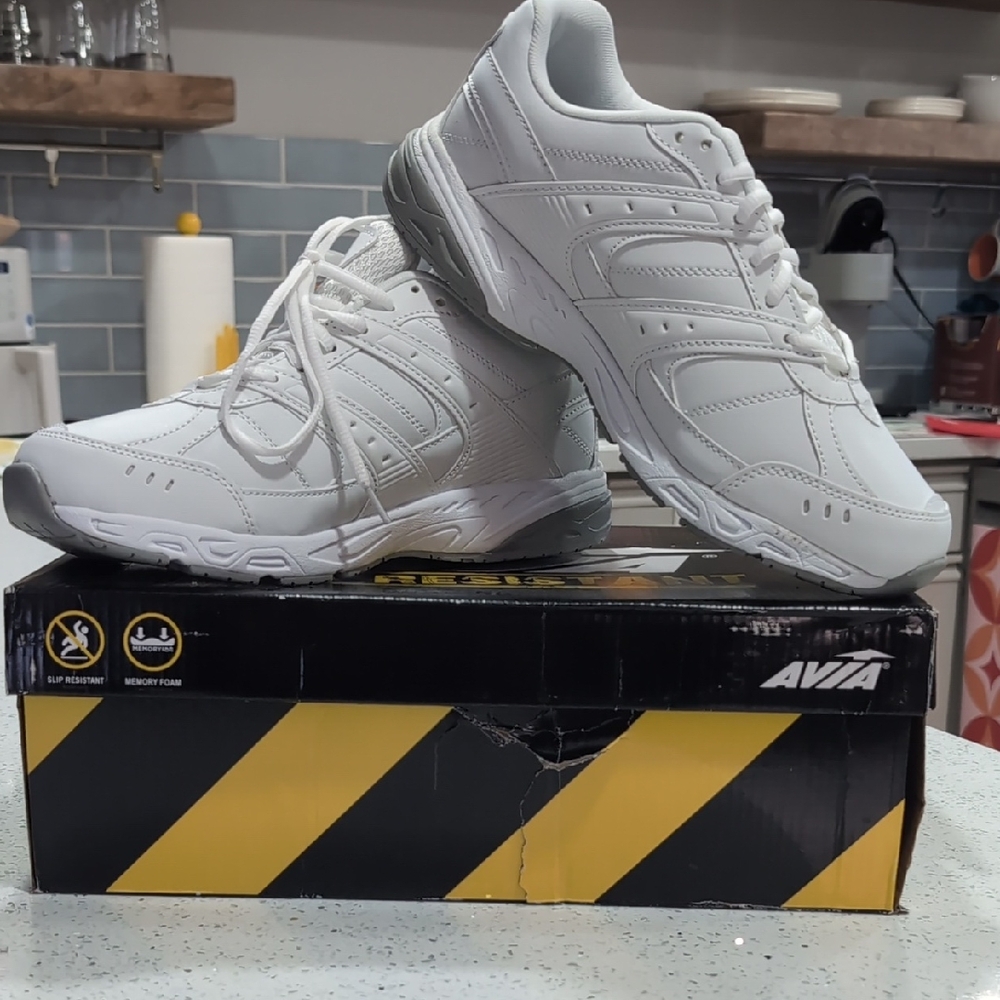 Avia Women's s White and Gray Athletic Shoes